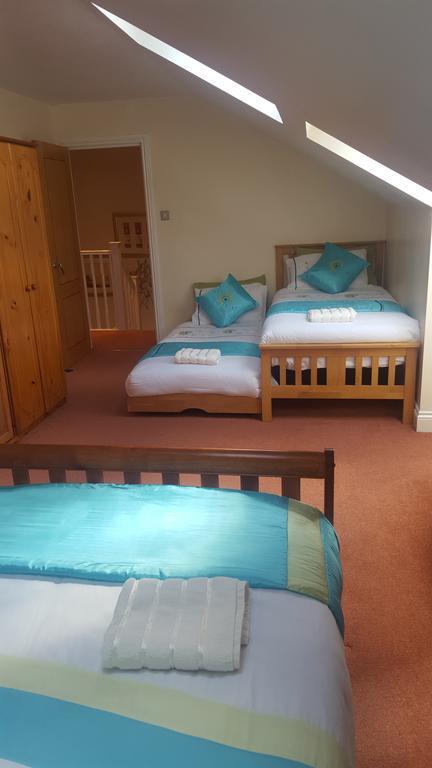 Penthouse Sleeps 11 * EDI