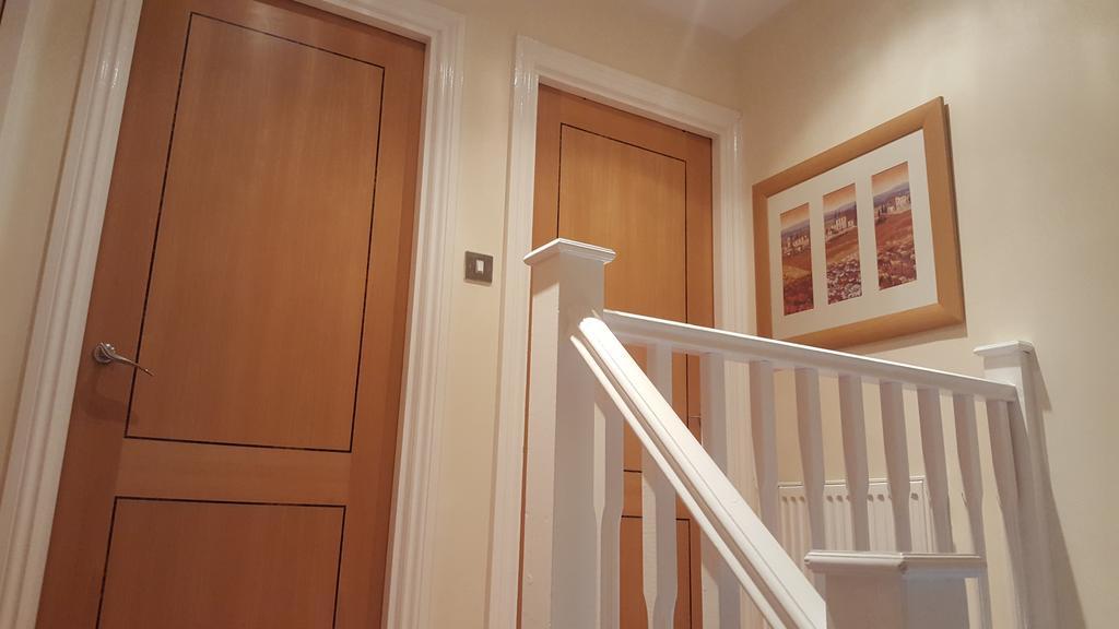 Penthouse Sleeps 11 * EDI