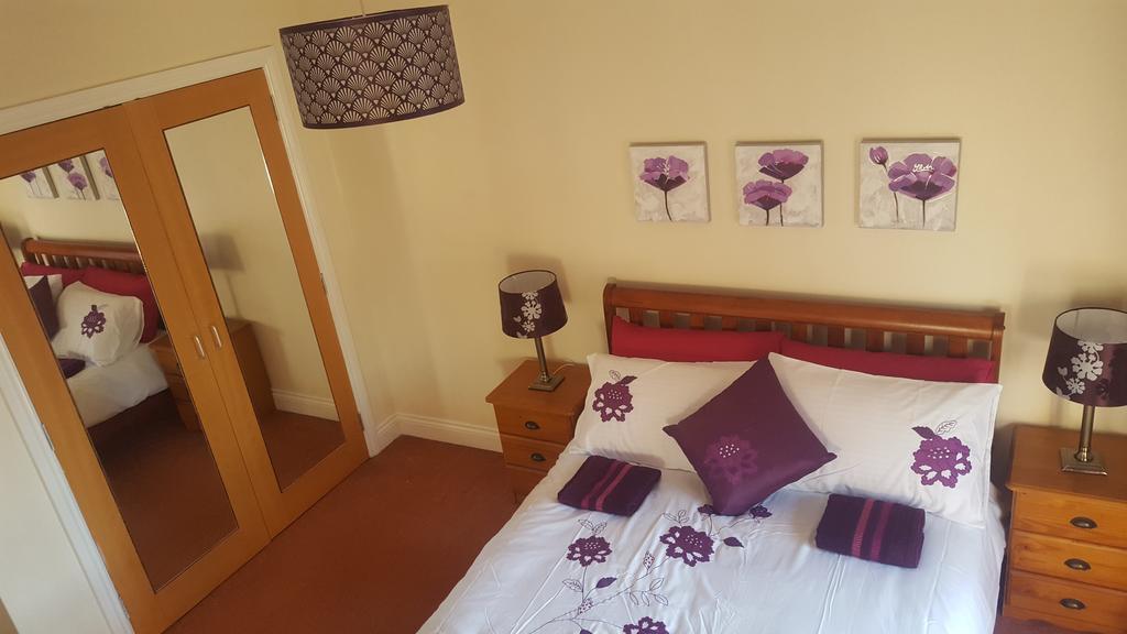 Penthouse Sleeps 11 * EDI